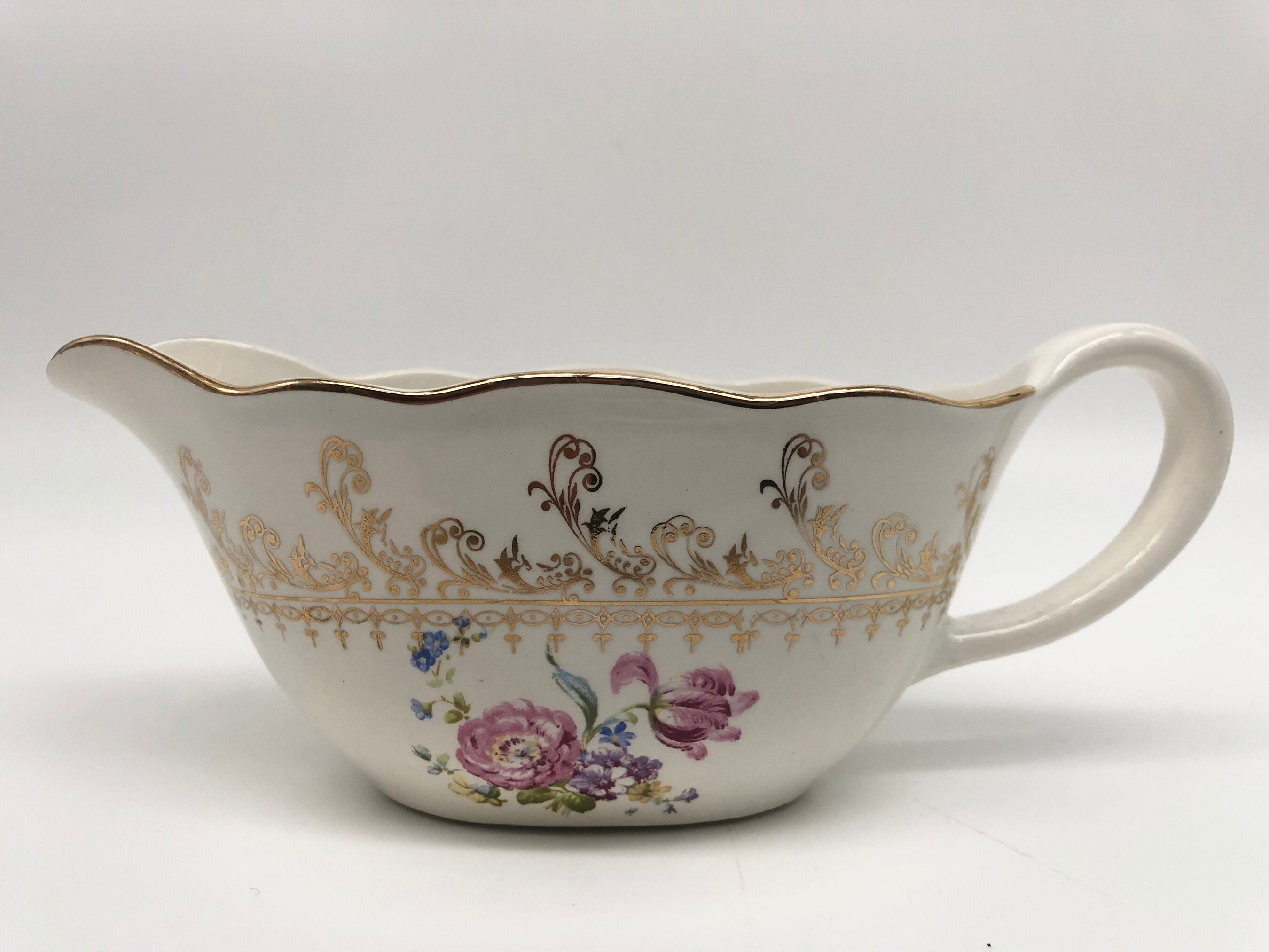 Saucière, "Digoin Sarreguemines" model Arabesques