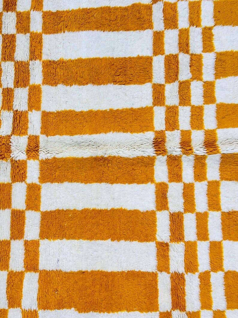 Orange Berber rug made of pure wool, handmade, 150/250 cm.