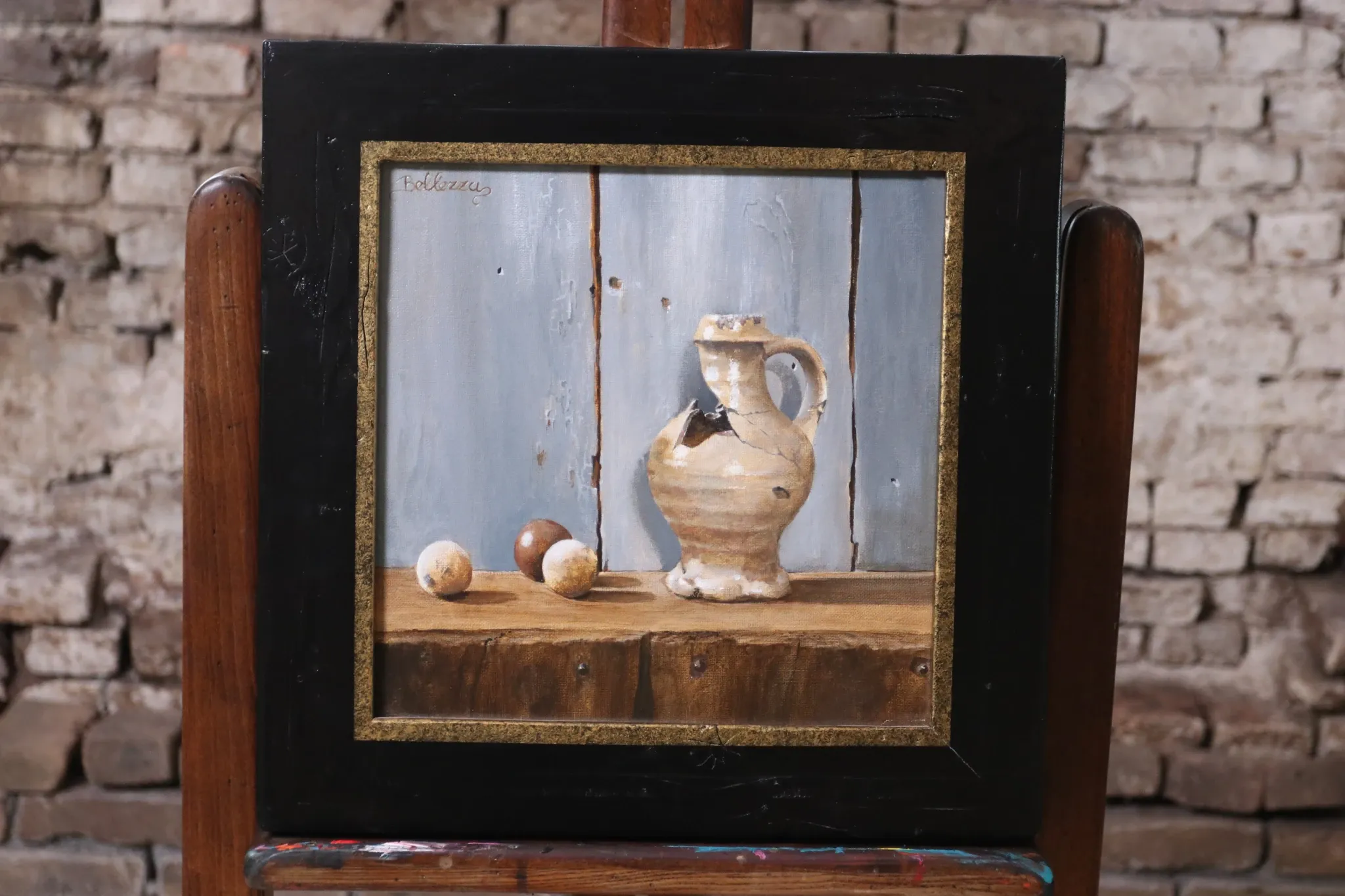 Still life with Jacoba jug and balls – Marjolein van den Berg, c. 2011