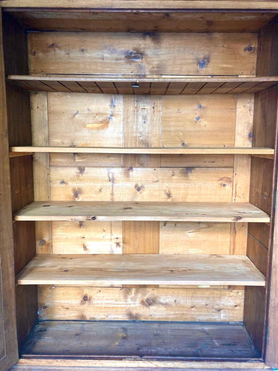 Parisian wardrobe in solid oak