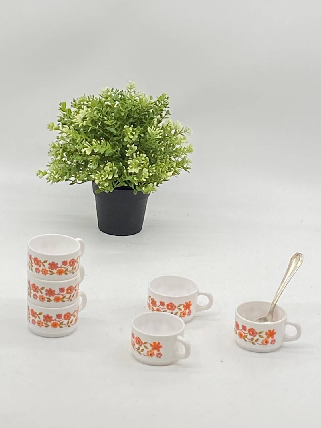 ARCOPAL France coffee cup service SCANIA, vintage, flowers