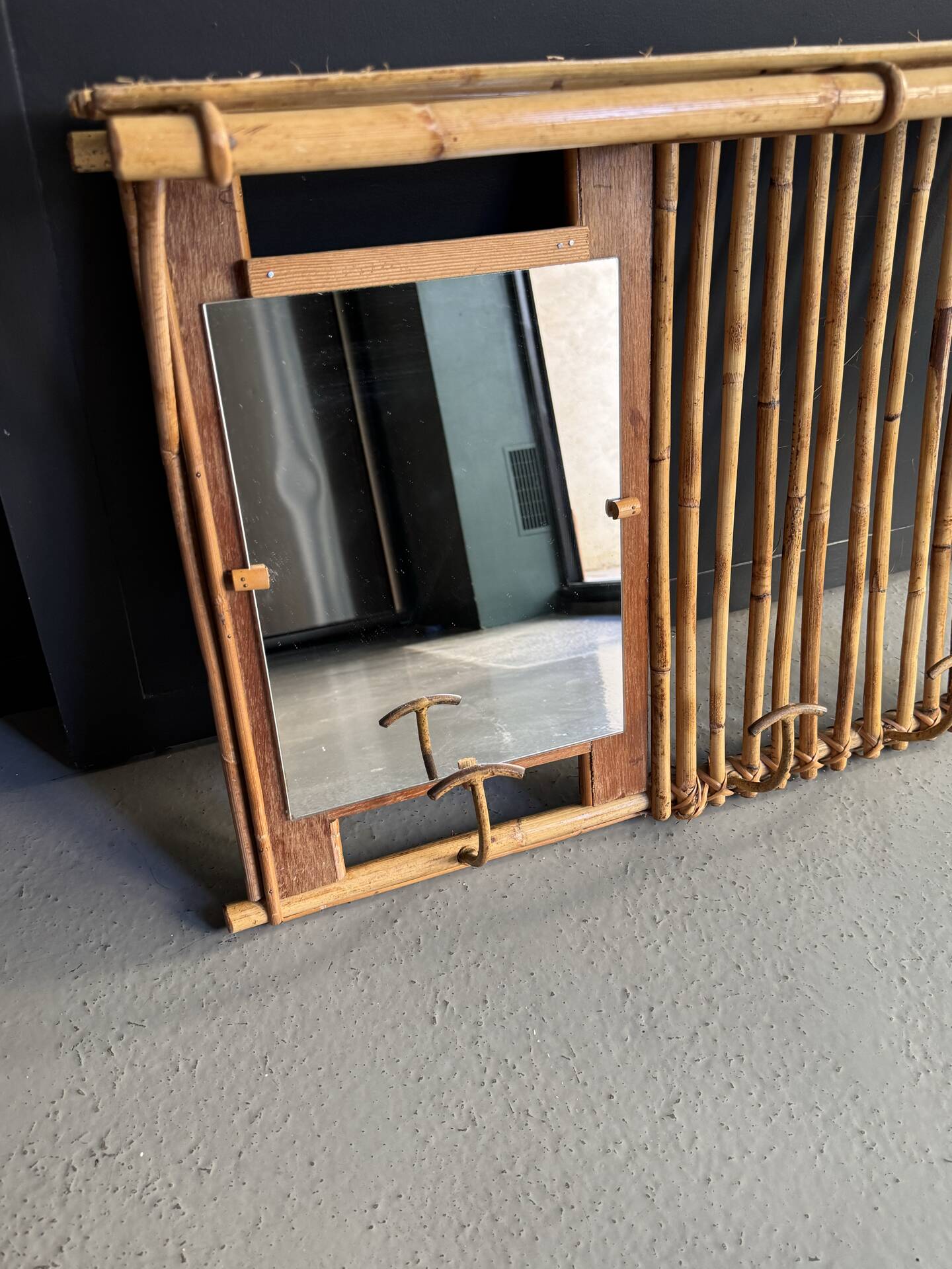 Wall-mounted bamboo coat rack