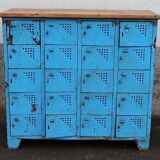 Casier ancien en métal bleu avec plateau bois