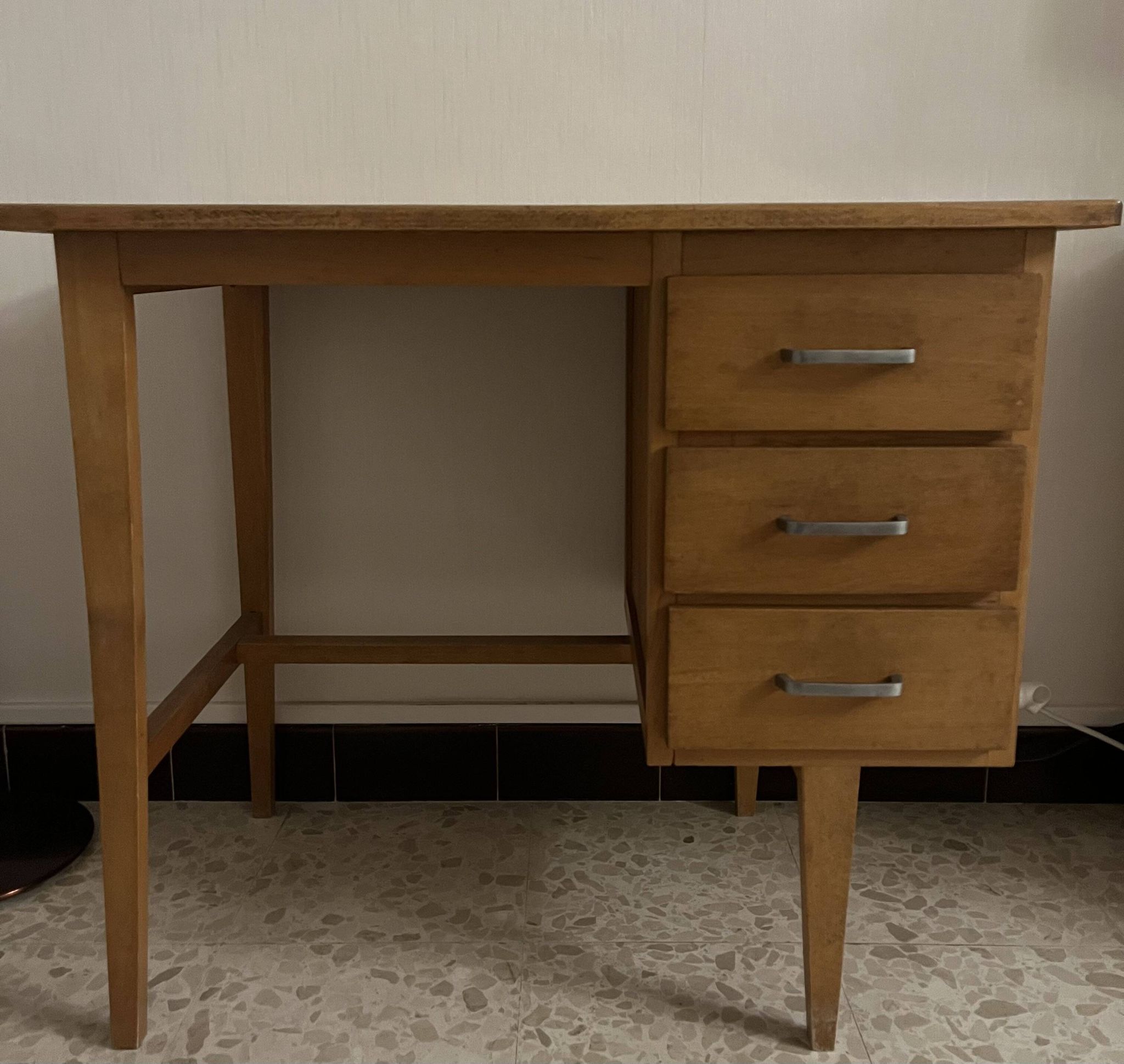 Bureau vintage en bois 1960