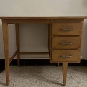 Bureau vintage en bois 1960