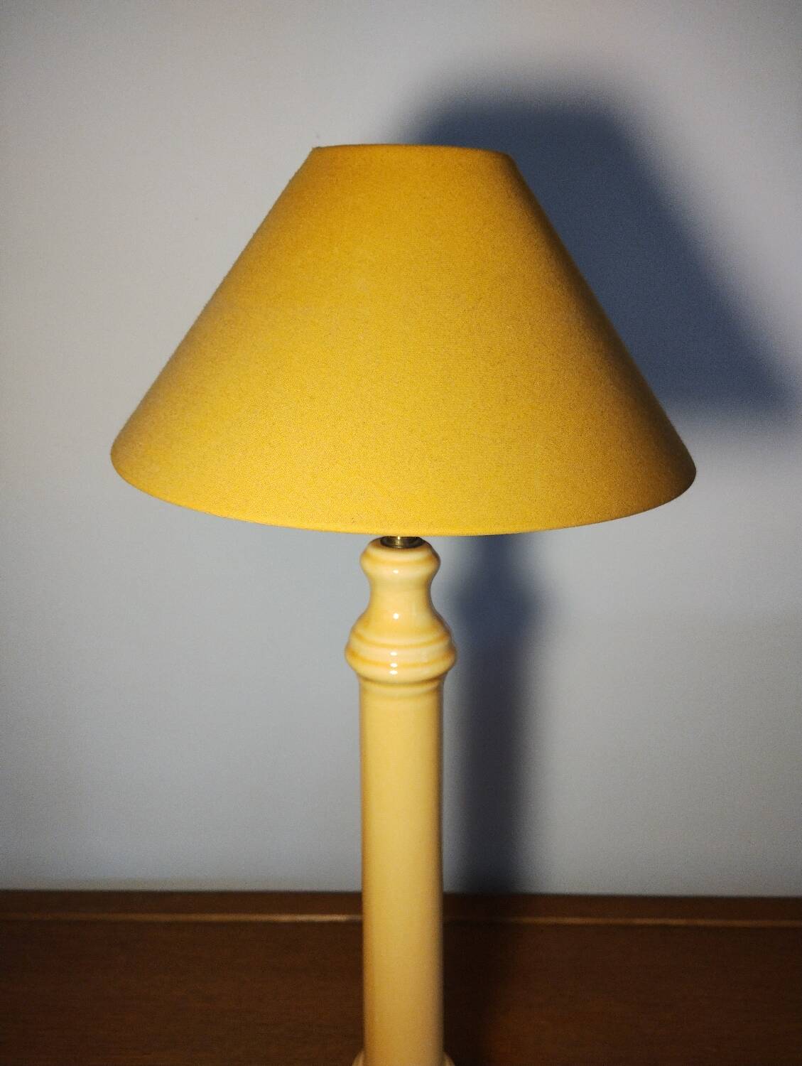 Ceramic lamp