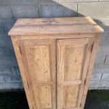 Armoire parisienne ancienne