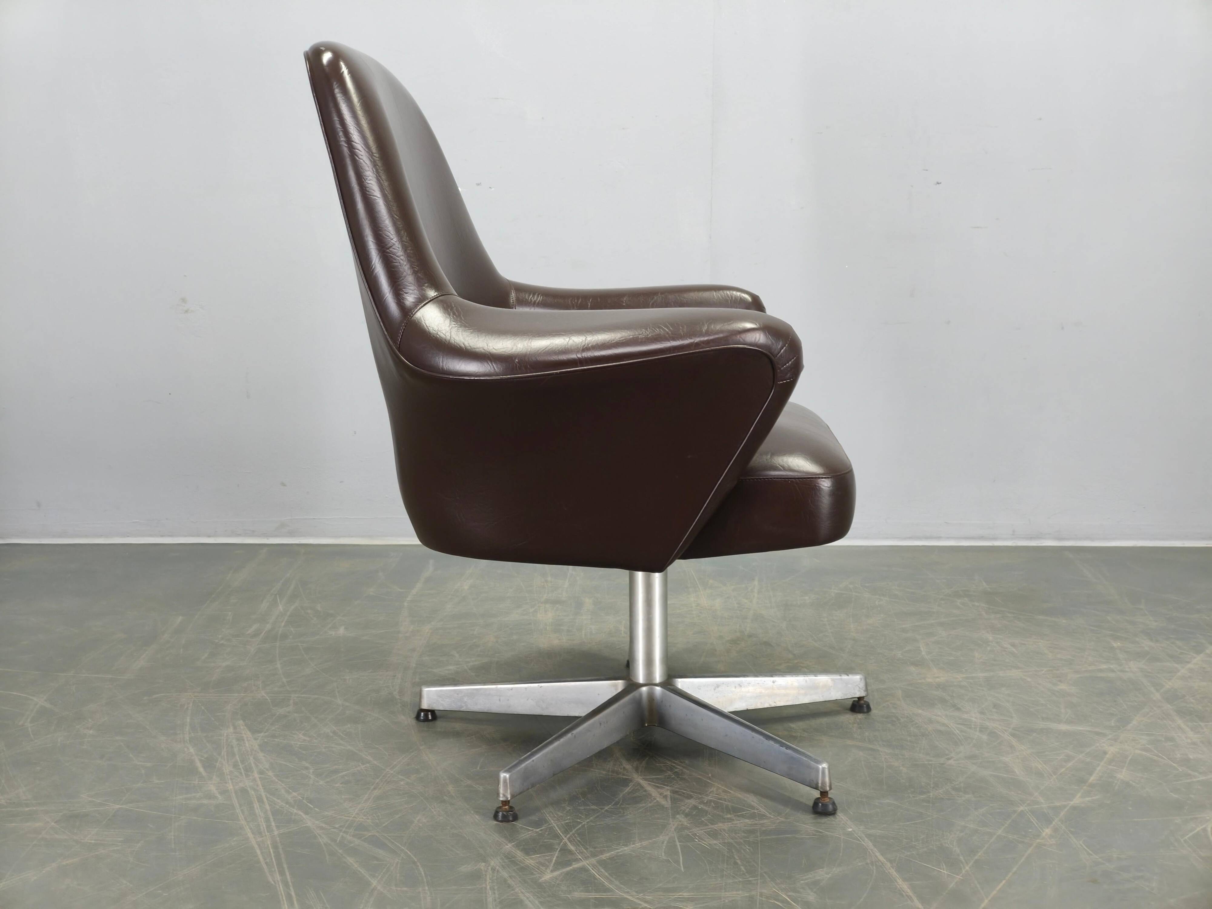 Fauteuil pivotant Mobiltecnica Torino, années 1960