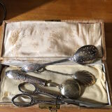 Fruit cutlery and entremets