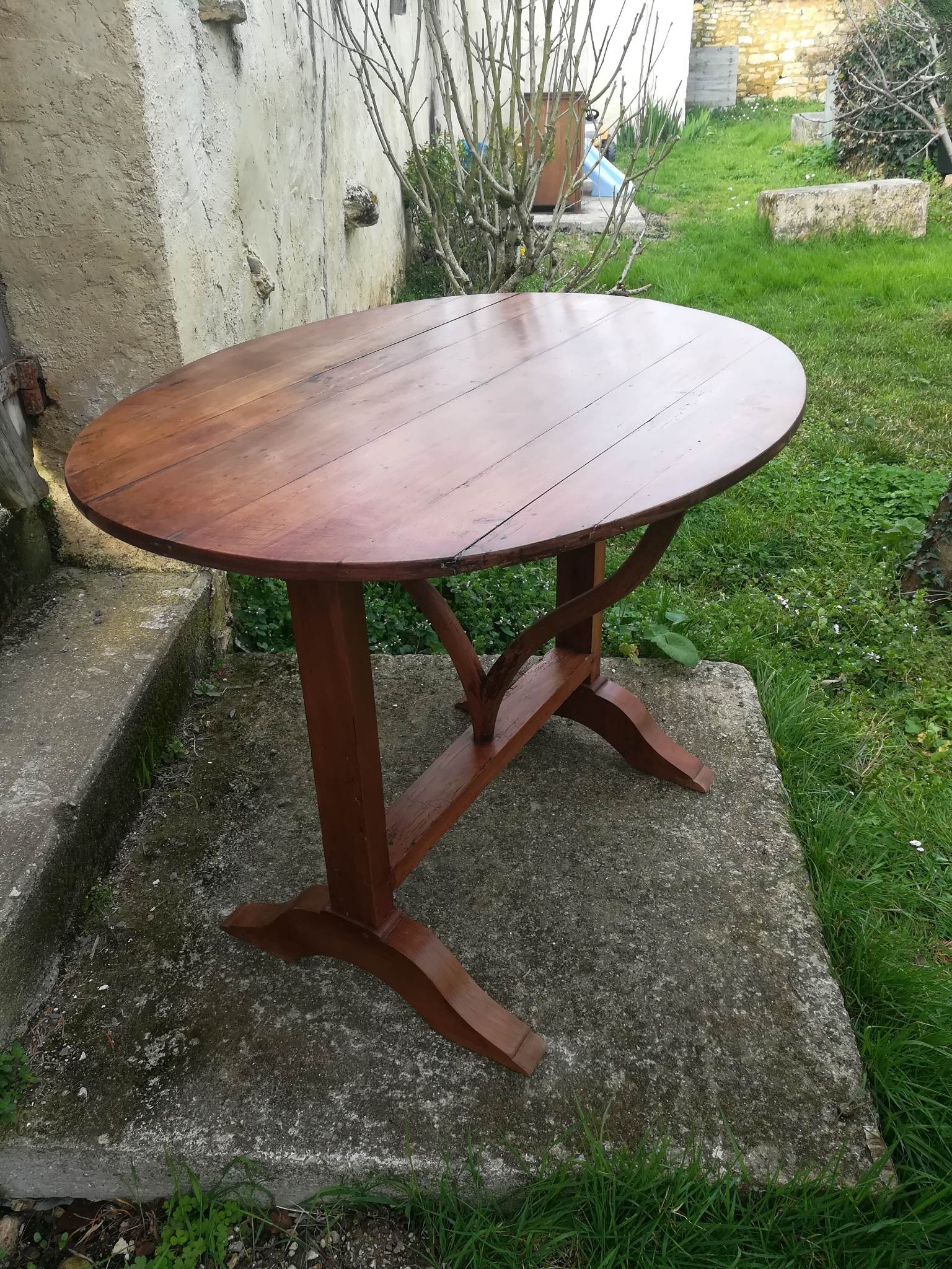 Harvest table Cognac 19th