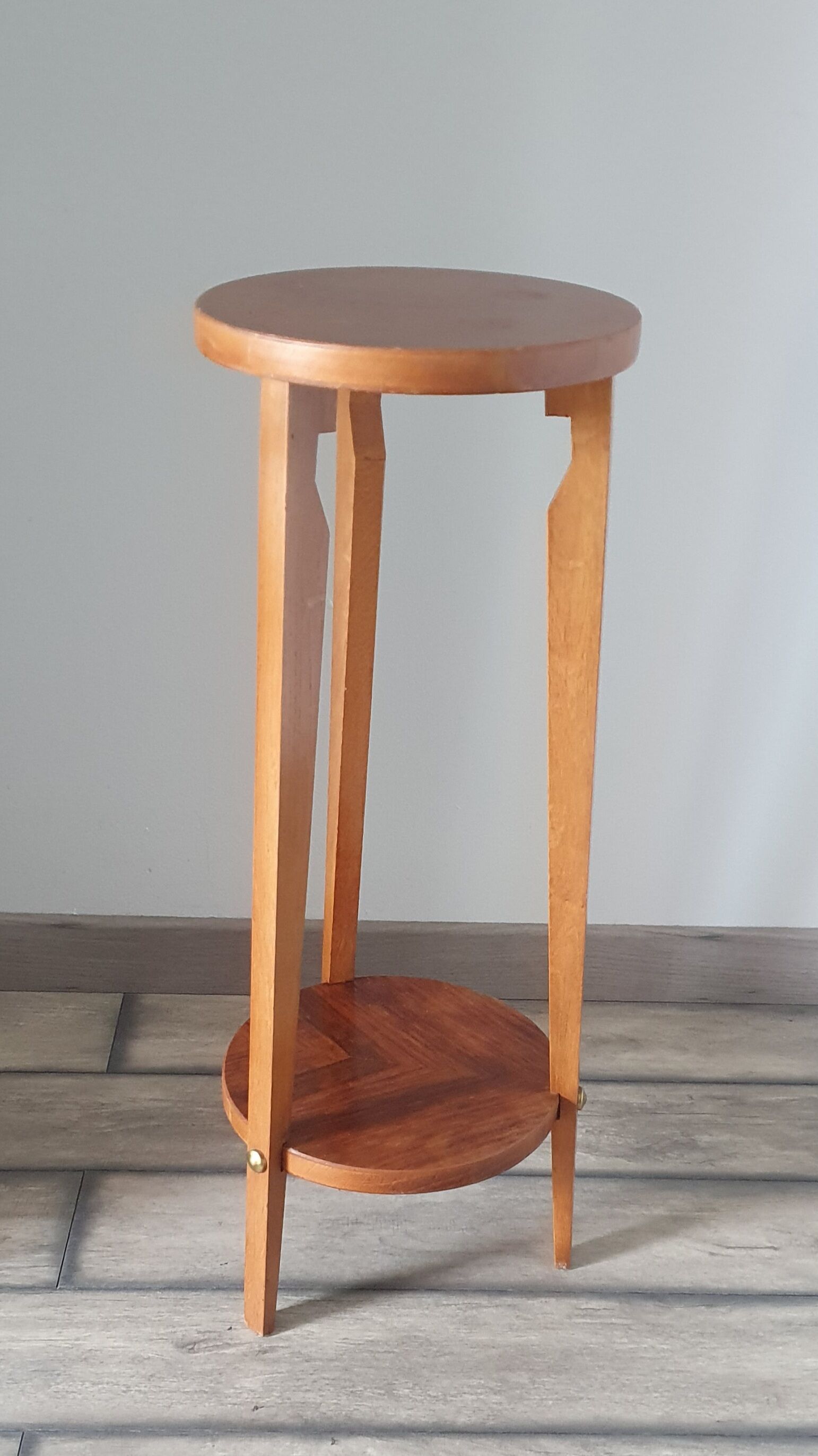 Plant holder