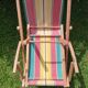 Chilienne transat chaise longue pour enfant vintage, toile rayures 1960-1970.