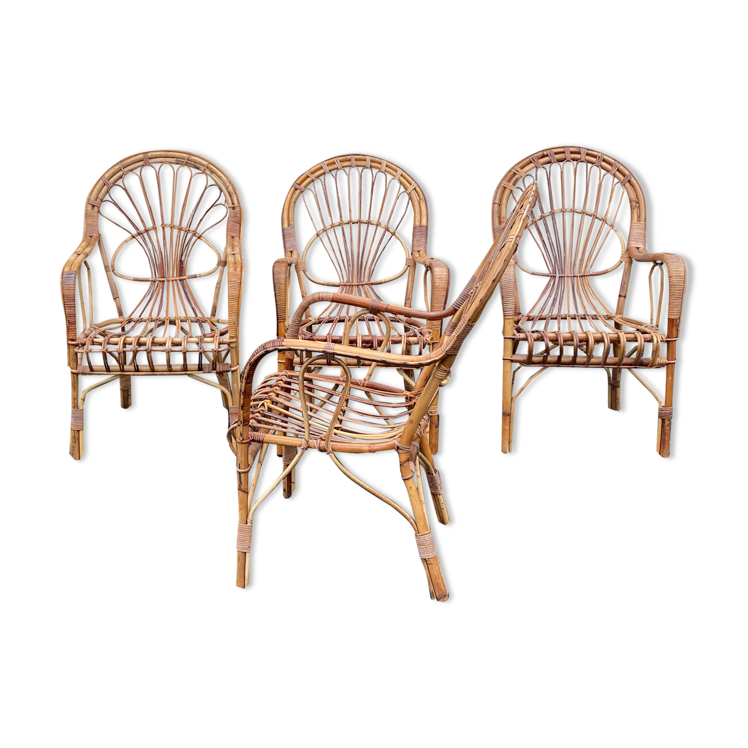 Set of wicker armchairs
