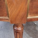 Round table with Louis XVI style extensions
