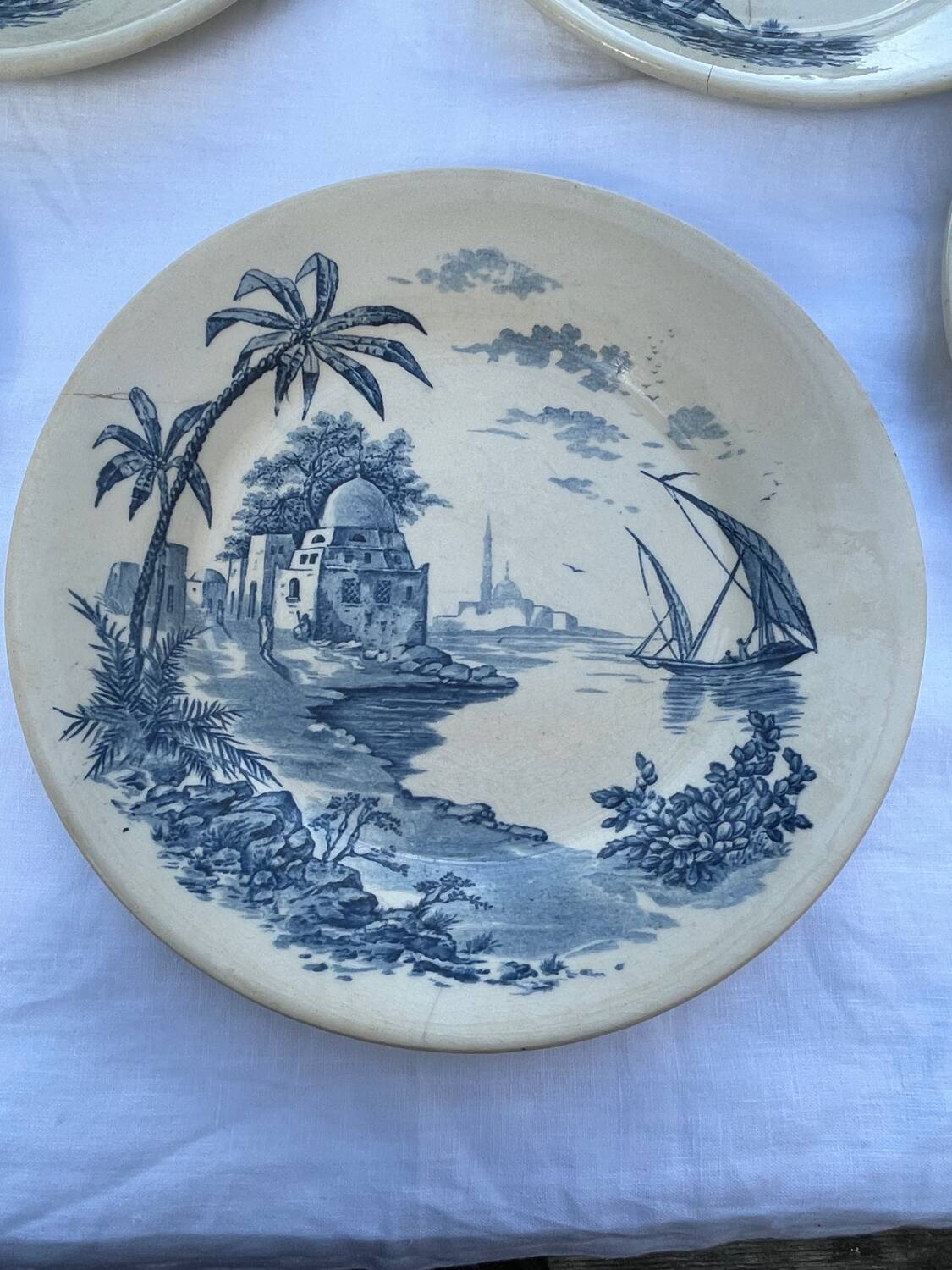 Set of 8 Gien plates Views of the Orient circa 1880