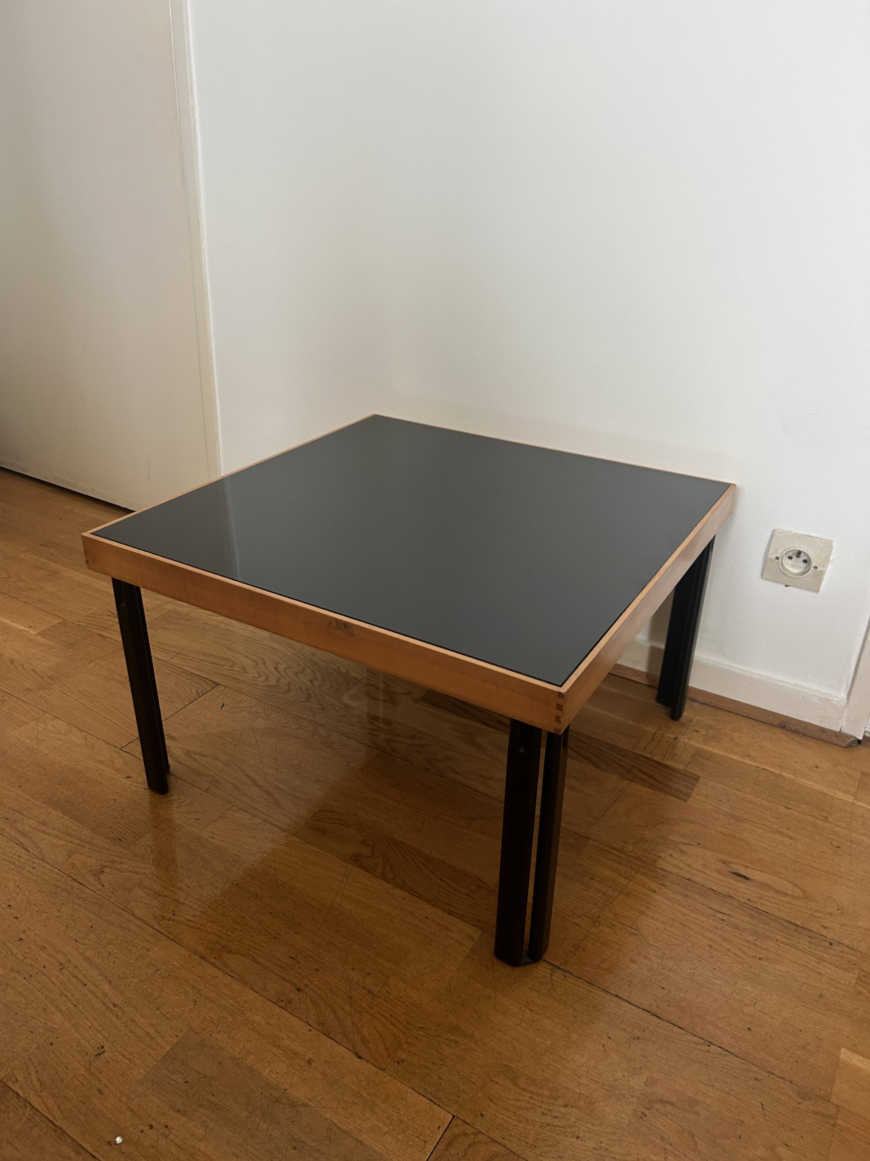 Piero De Martini for Cassina, Coffee table "Naviglio" 1980.