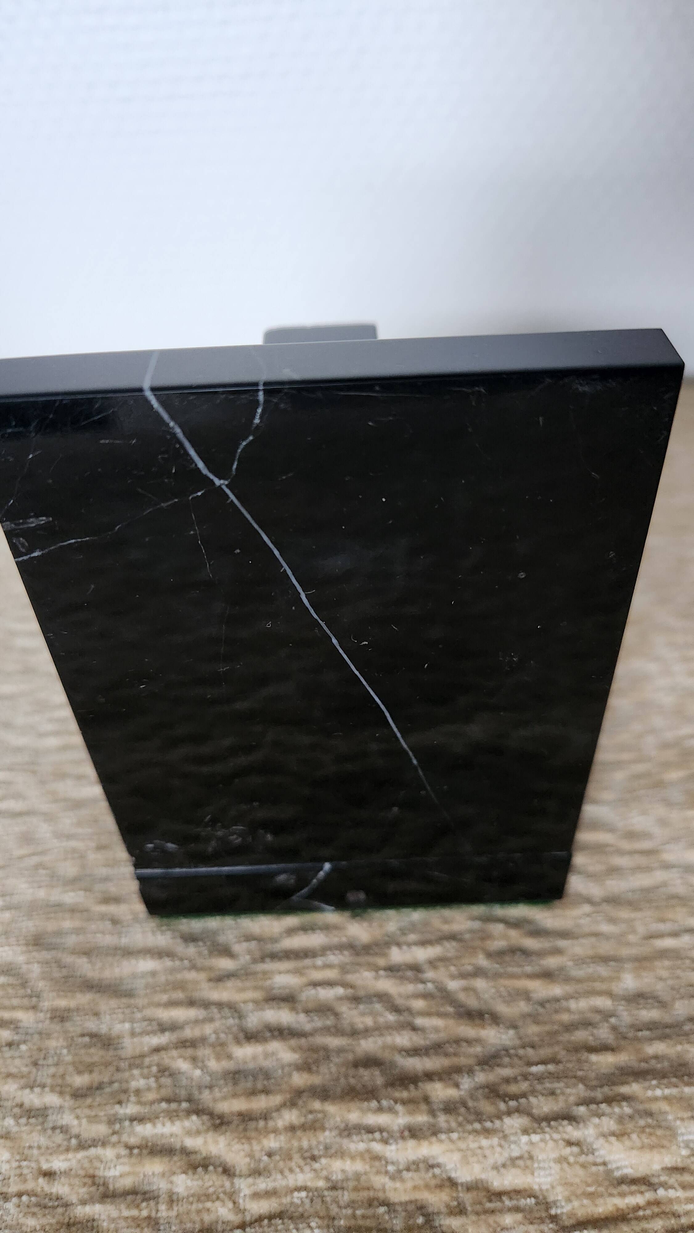 Geometric bookends in black marble and white stone – Art Deco style