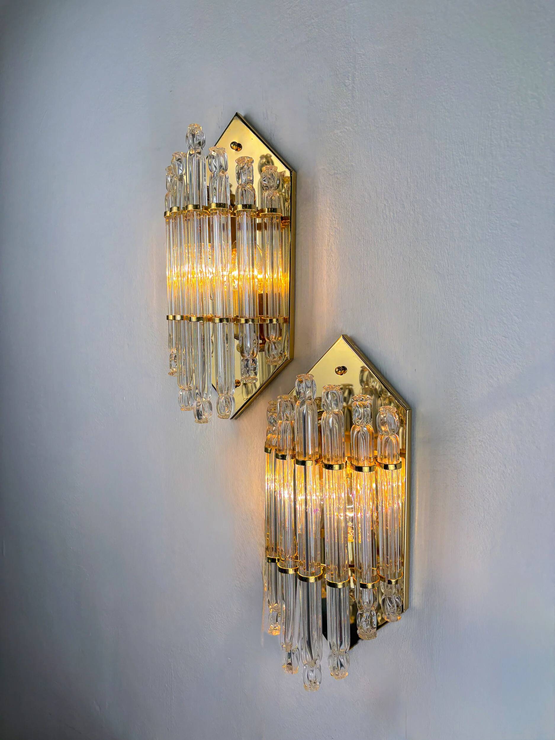 Pair of Venini wall lights, Murano cut glass, circa 1970s, Italy