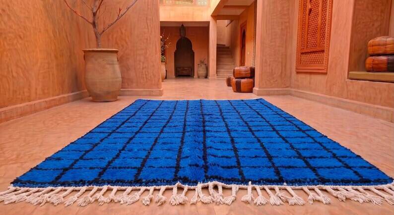 Handmade Moroccan rug 250cm x 150cm