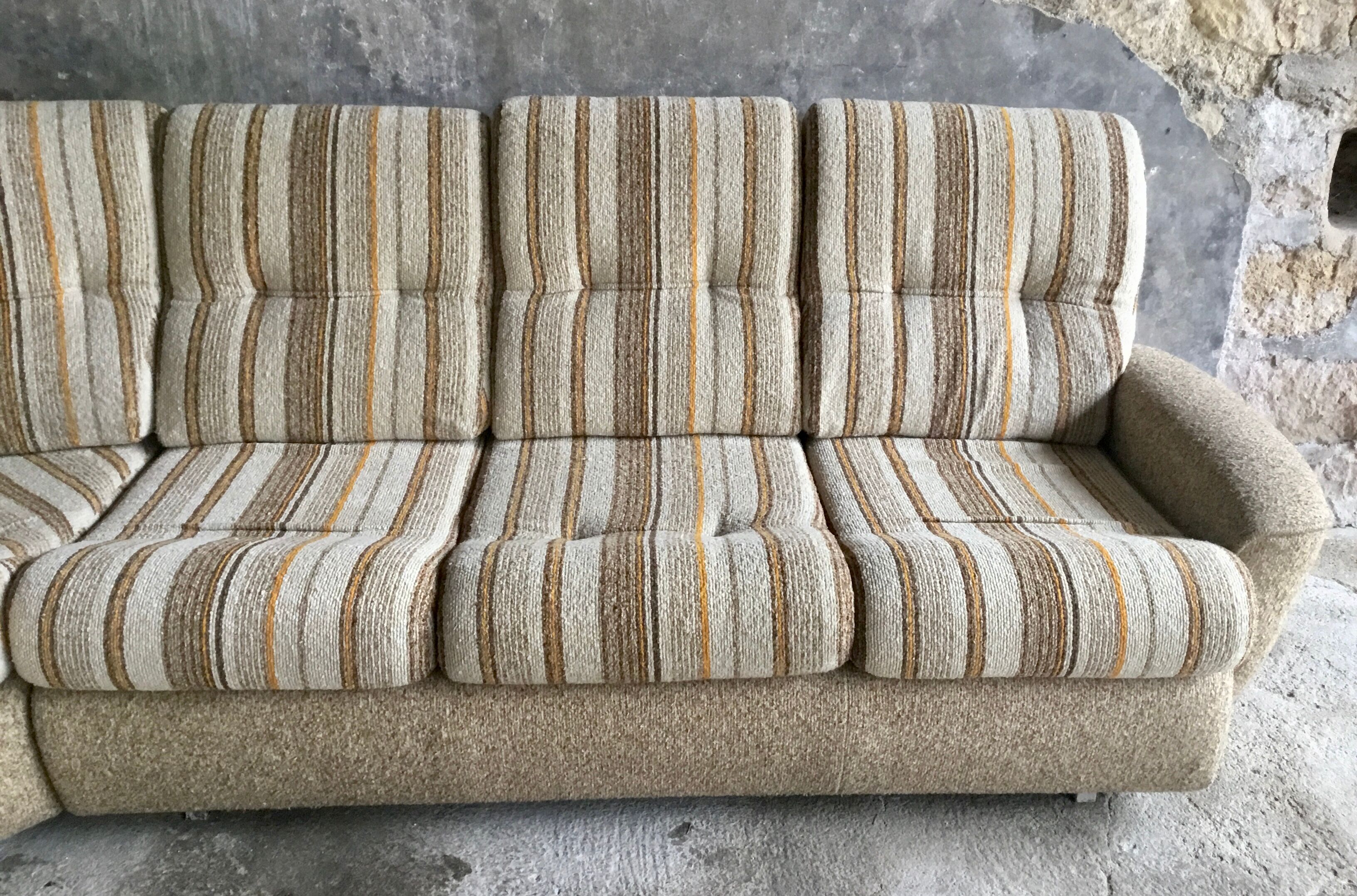 Corner sofa convertible in antique wool brand GMC seats - design 1970