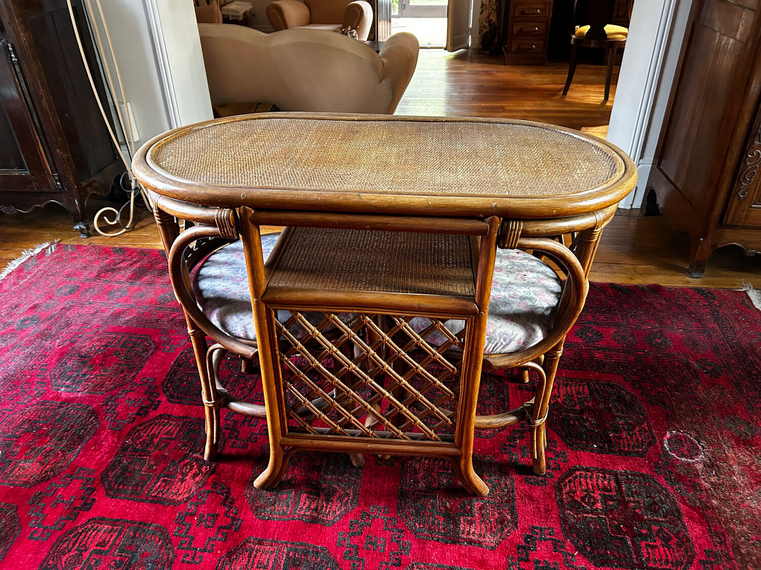 Vintage rattan table and chairs 1970