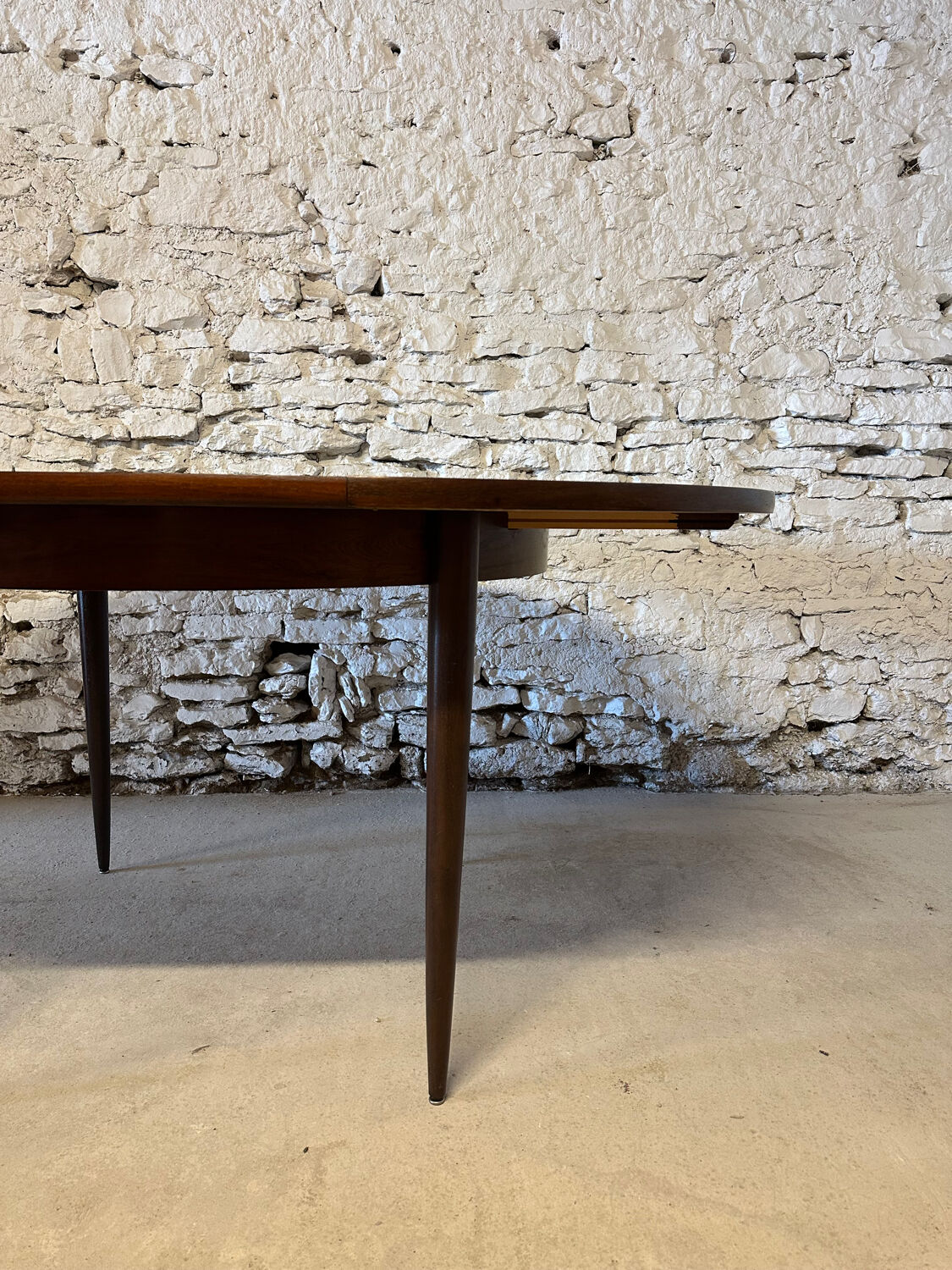 Vintage rosewood extendable dining table