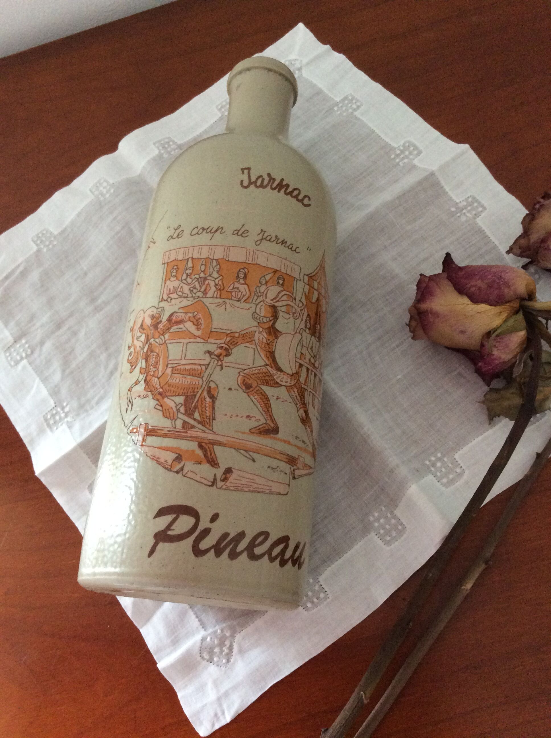 Bouteille en gres gris, beige