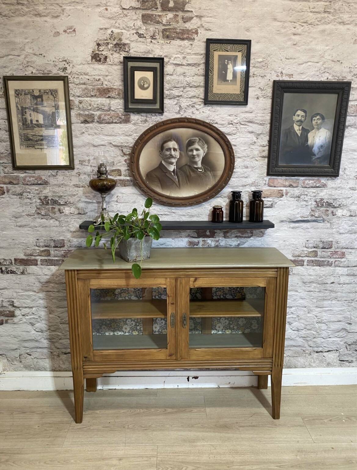 Buffet console