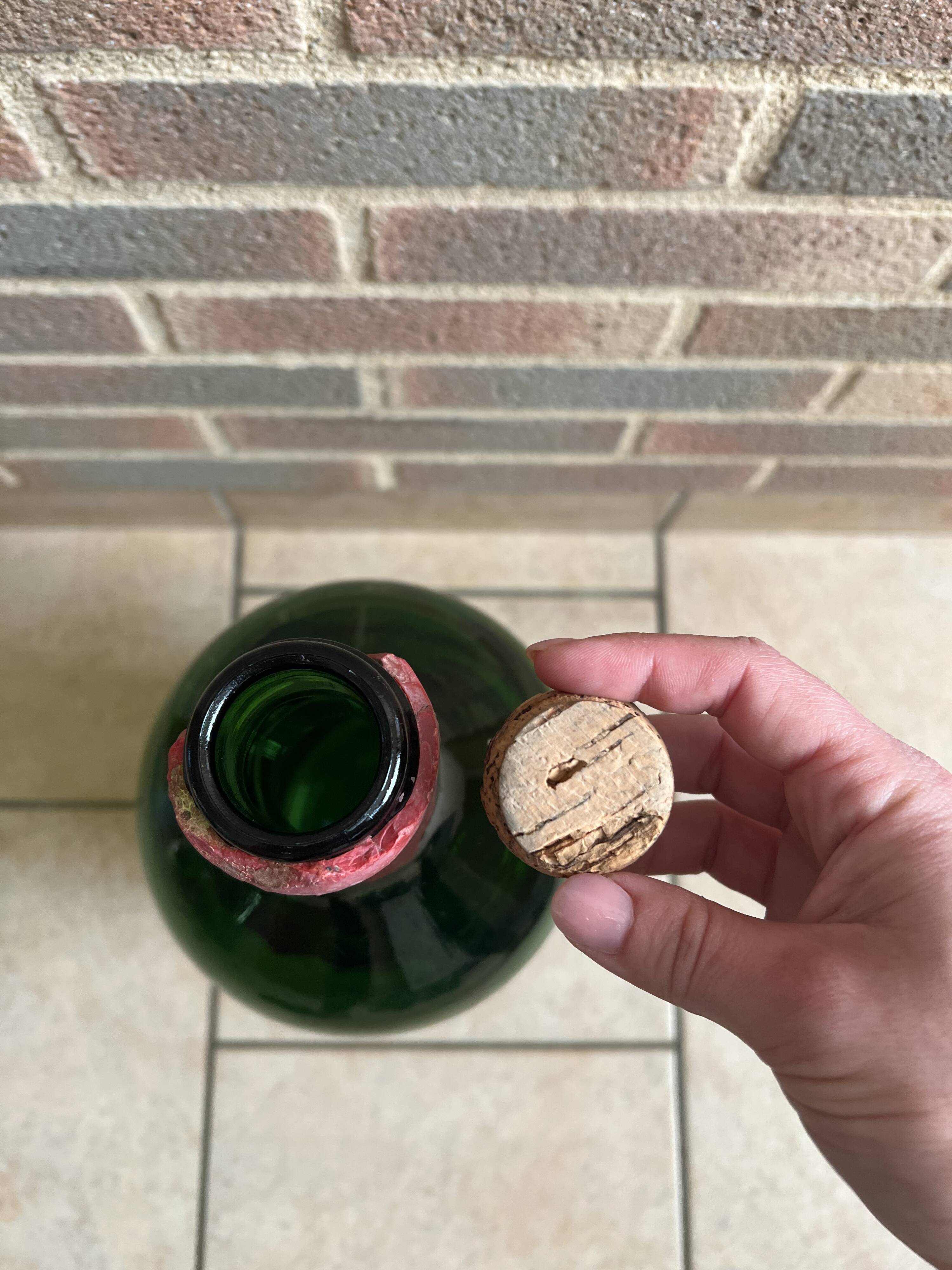 Large antique green glass bottle – Balthazar style – 50 cm