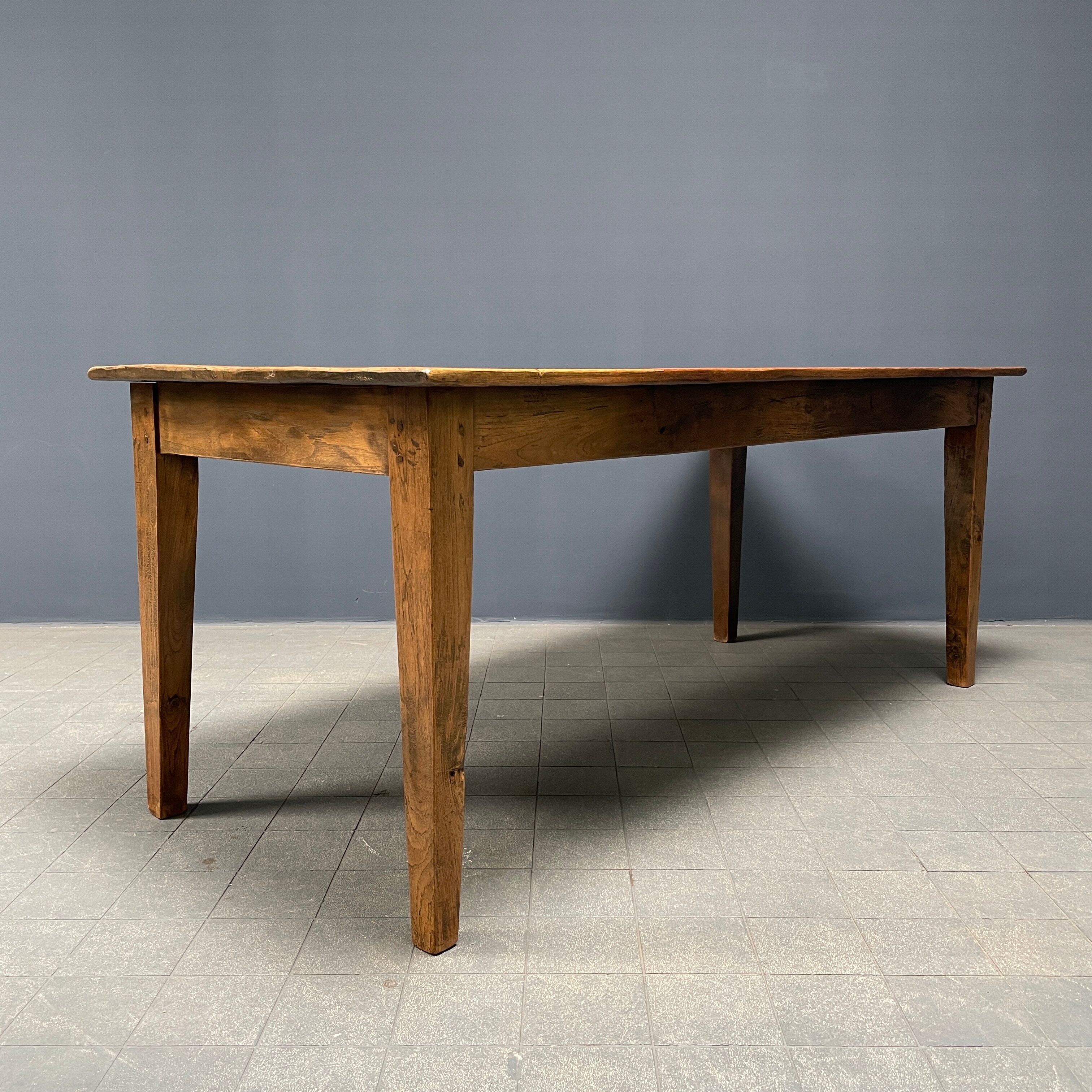 Rustic french farmhouse dining table made of oak and elm