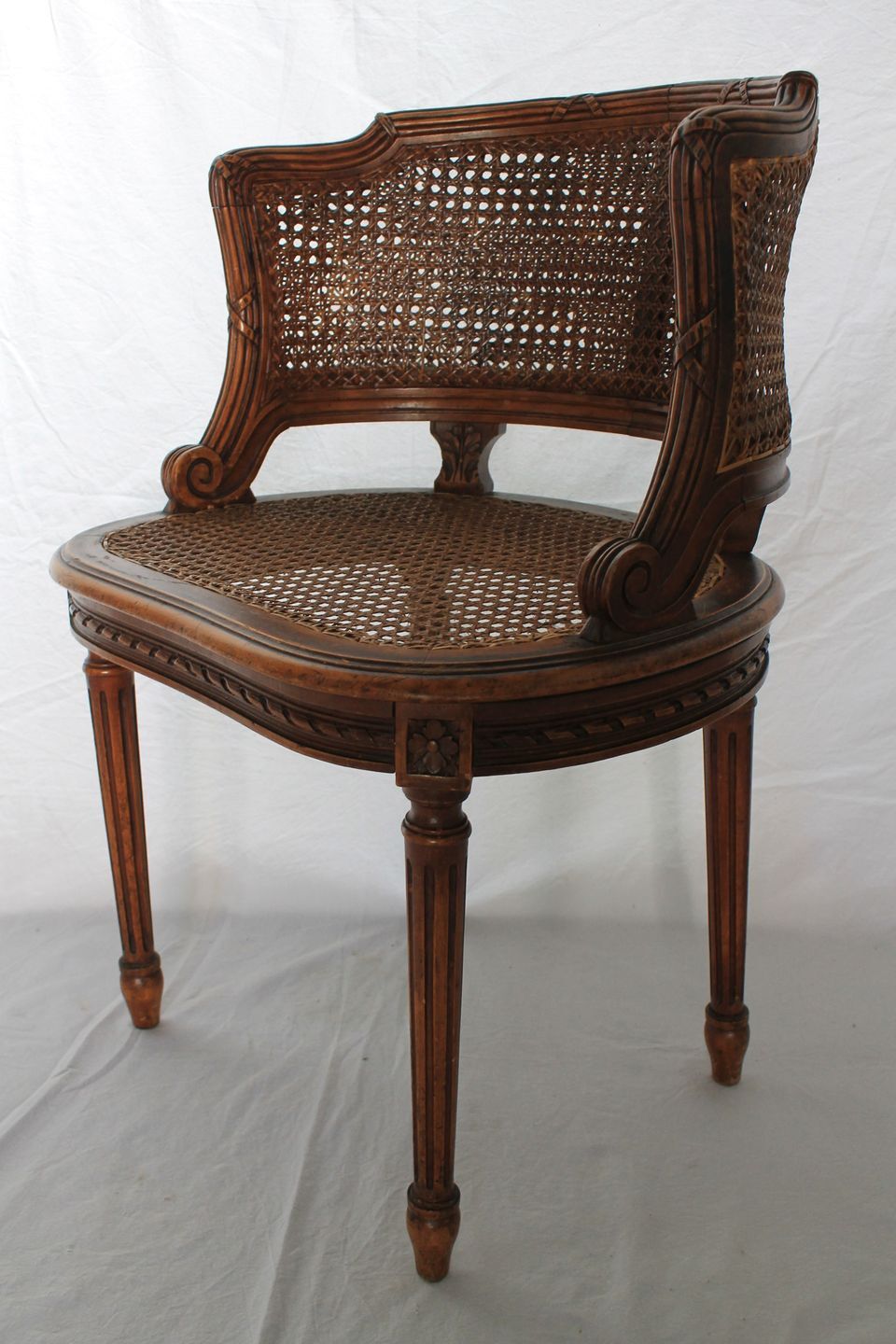 Louis XVI-style canne chair from the late 19th century