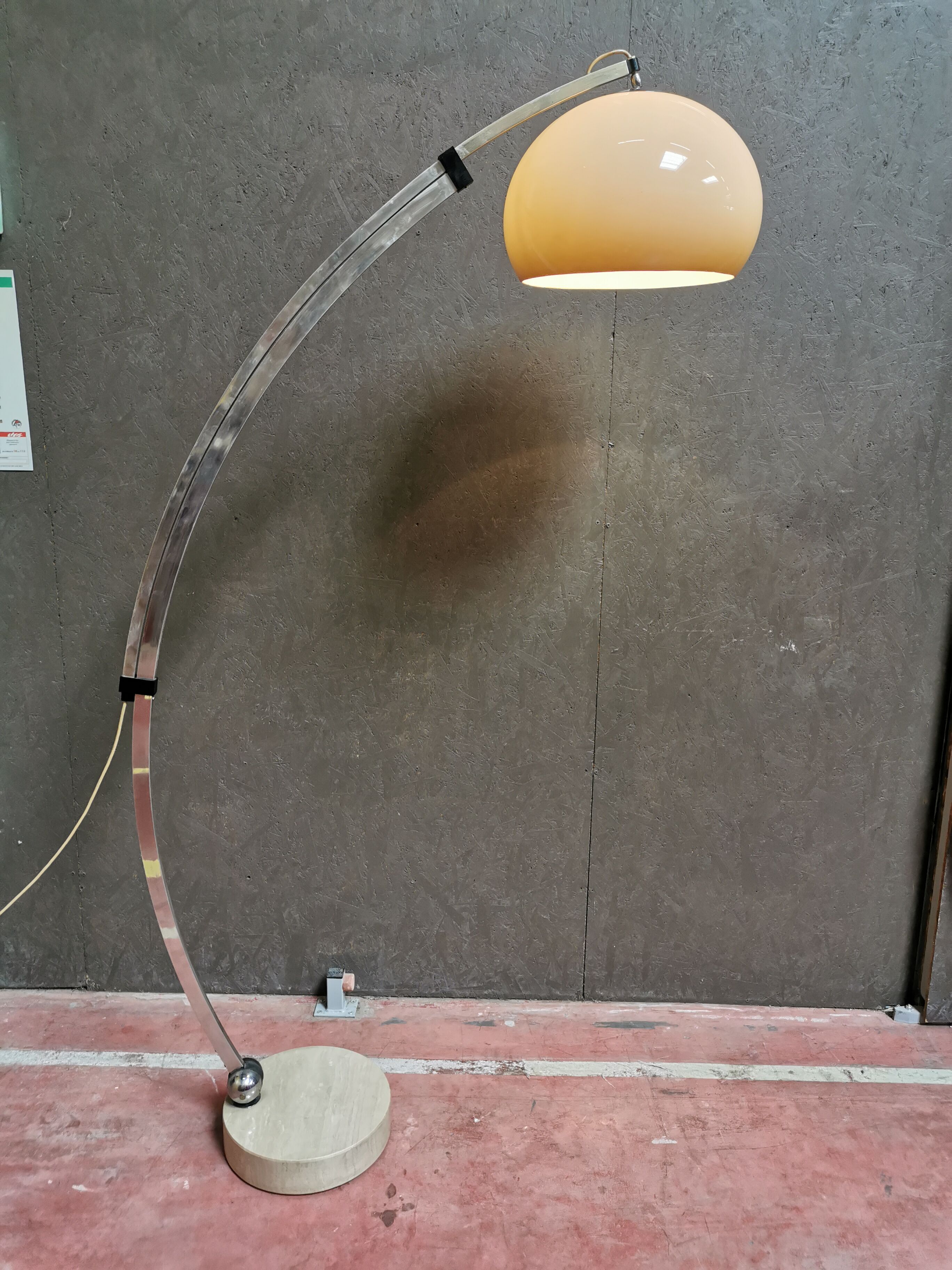 Arc floor lamp by Harvey Guzzini 70s