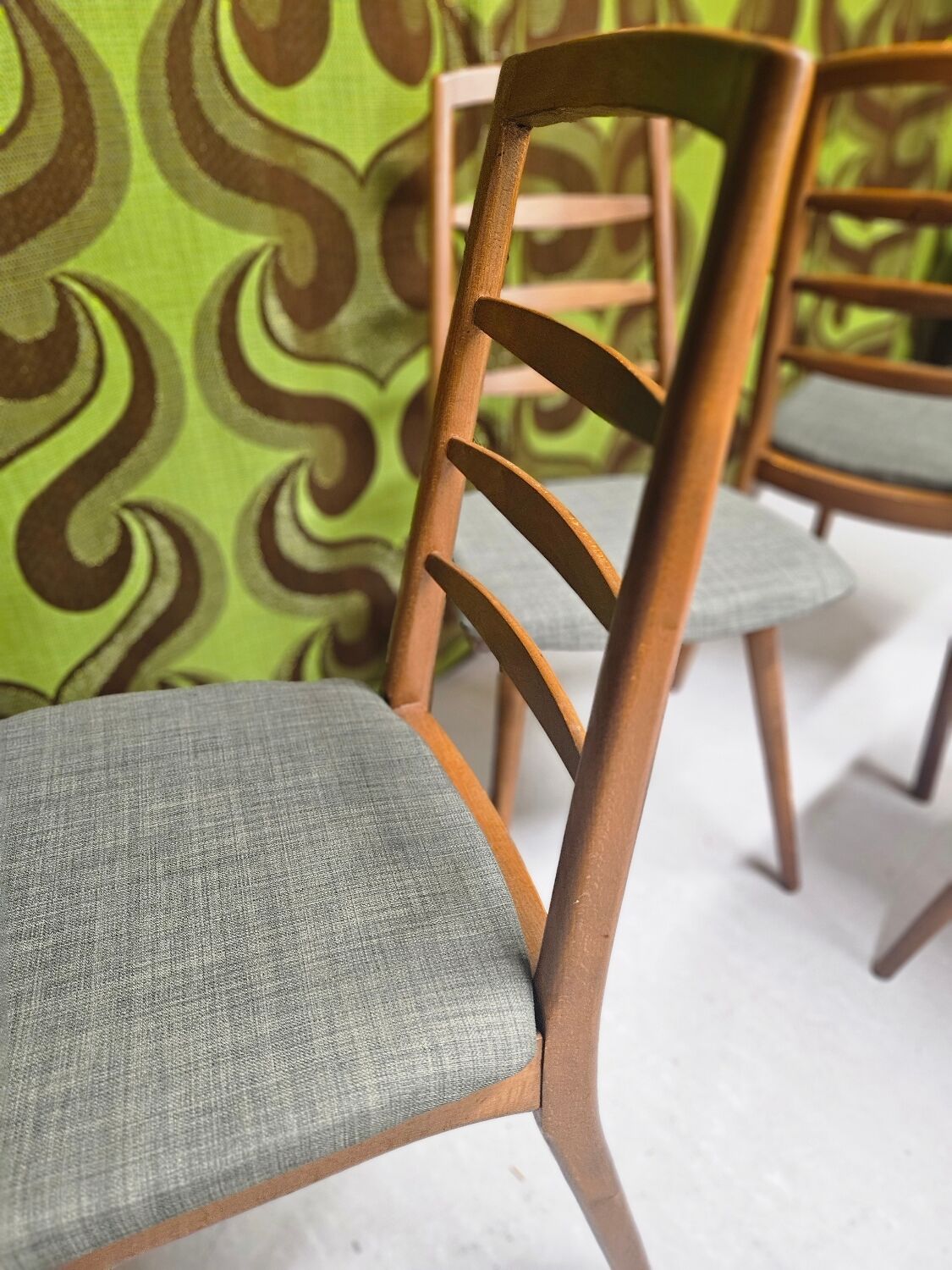 Set of 4 Scandinavian chairs 1970