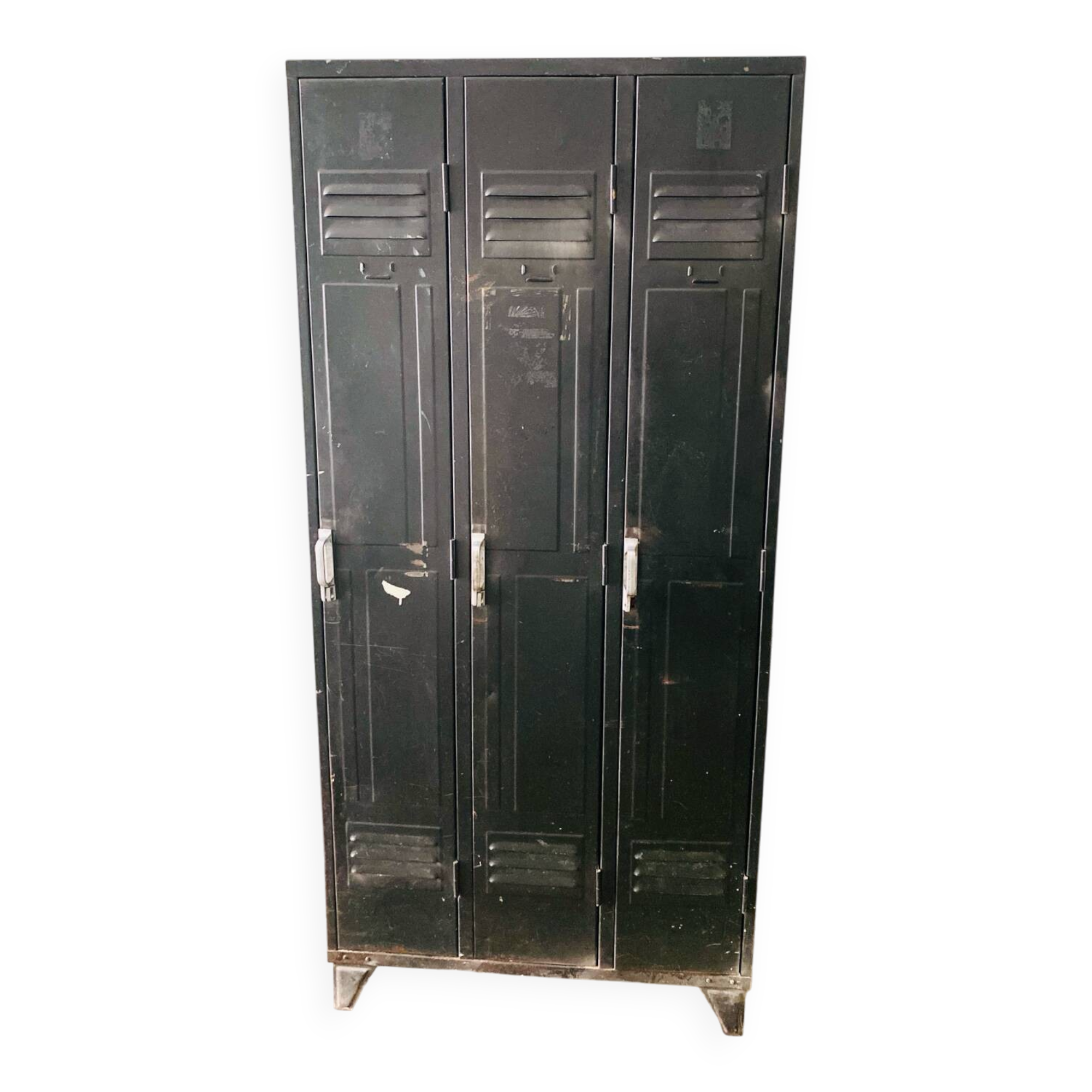 Industrial wardrobe, metal cabinet with 3 doors.