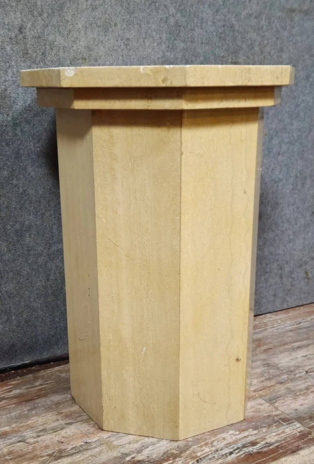 pedestal column in travertine from the 1950s to 1970s | Selency