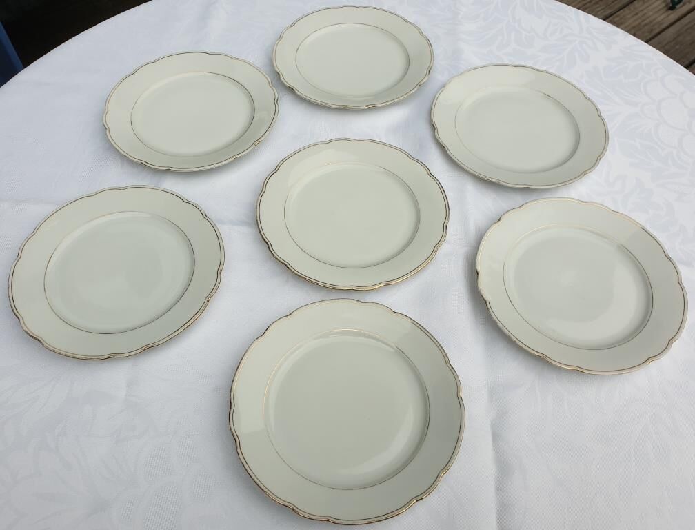 Set 7 plates porcelain gold fillets Seltmann Bavaria