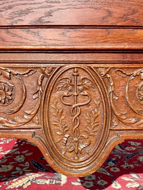 Pair of oak beds style Louis XV /Louis XVI