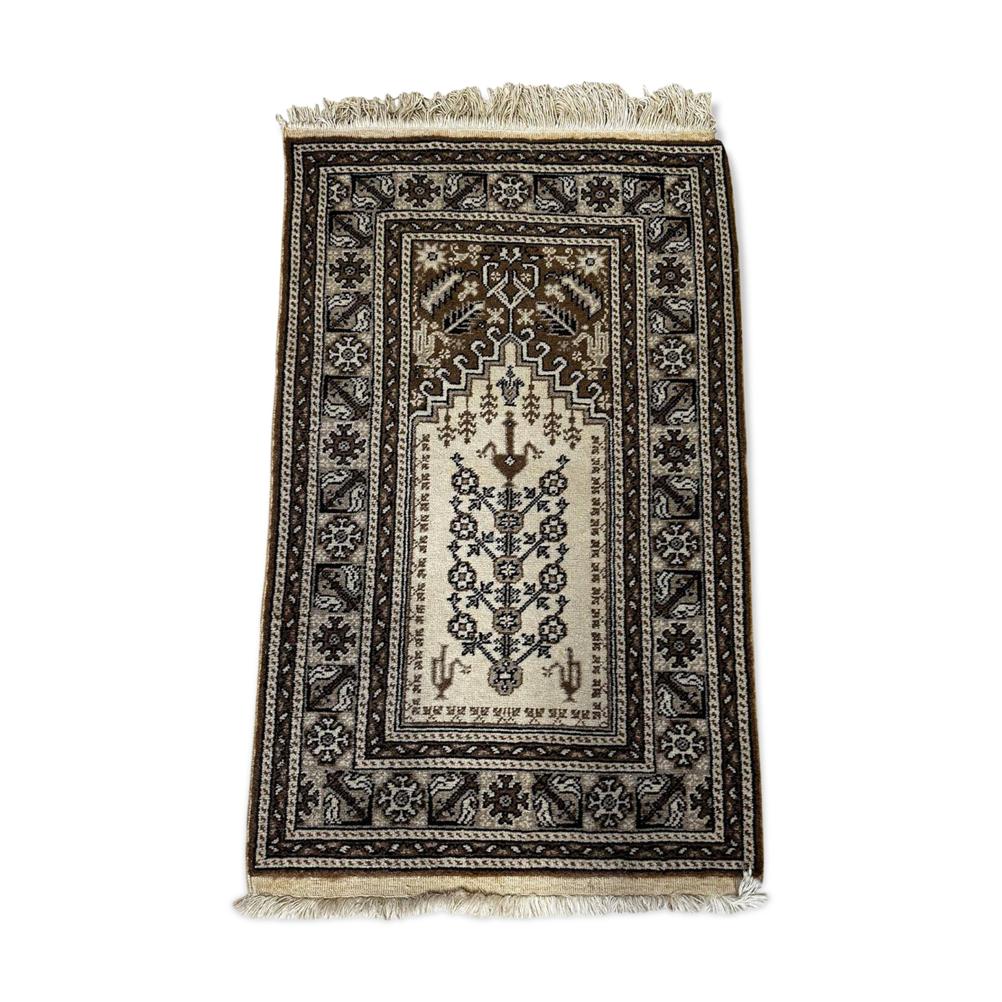 Tapis turc fait à la main
