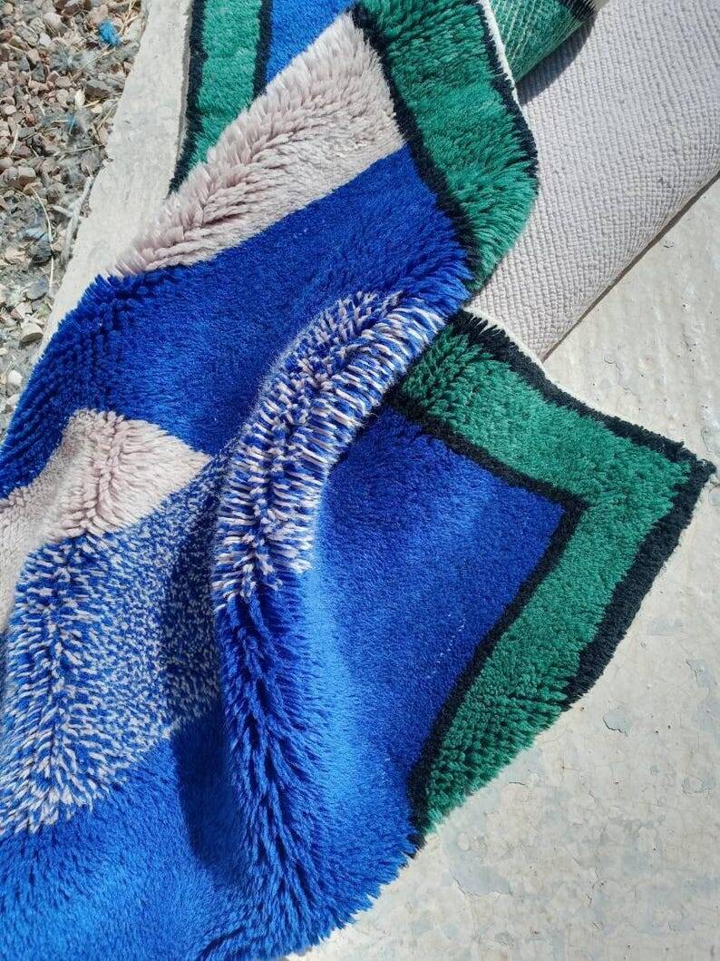 Mrirt rug, Moroccan Berber rug 150/250cm