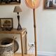 Large flower floor lamp in turned wood – Vintage – 70s/80s spirit