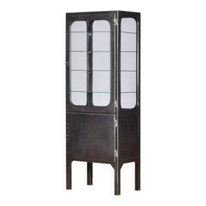 Armoire médicale vintage,