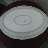 Plat en porcelaine à décor de fleurs