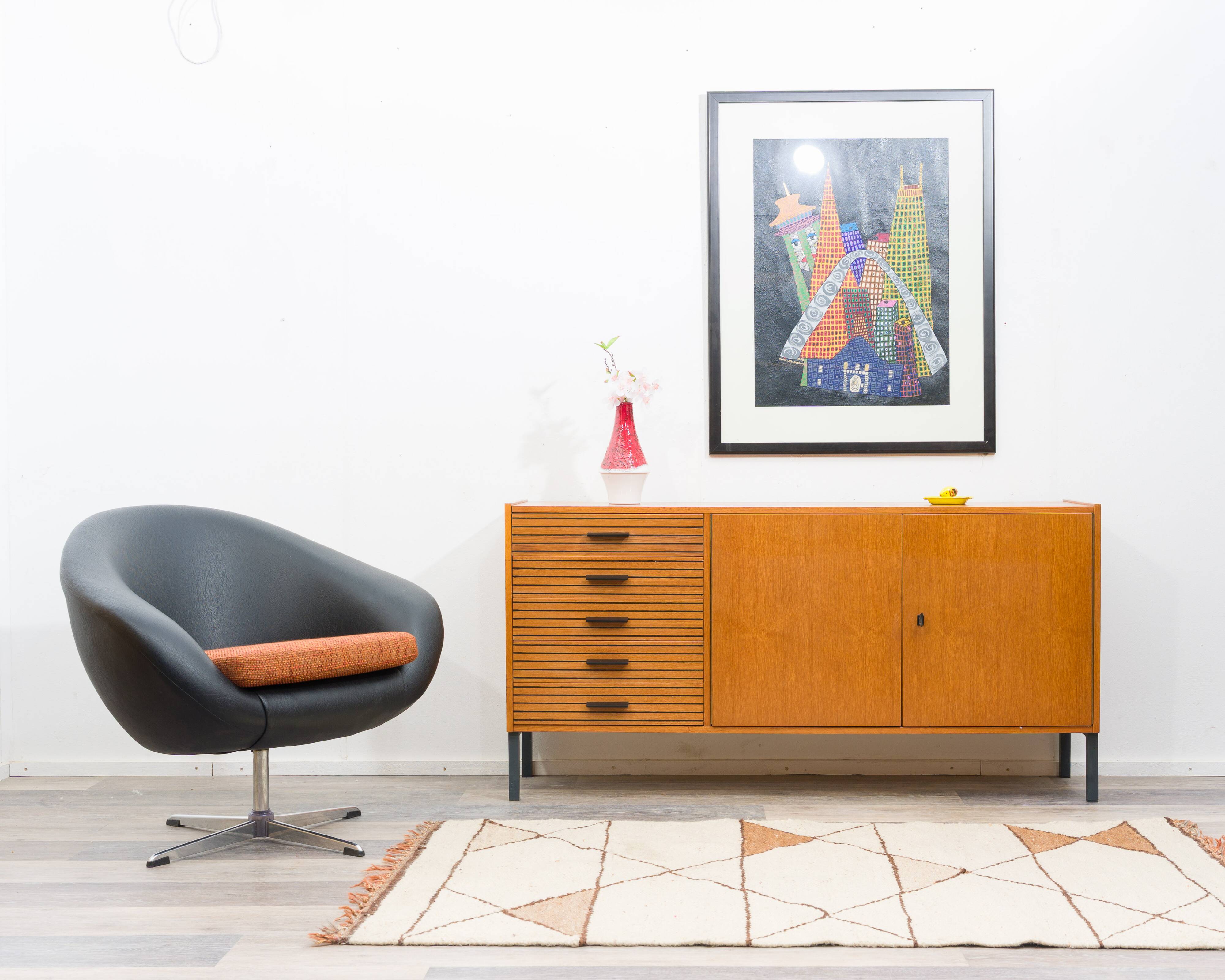 Teak sideboard with grooved drawers, 1960s.