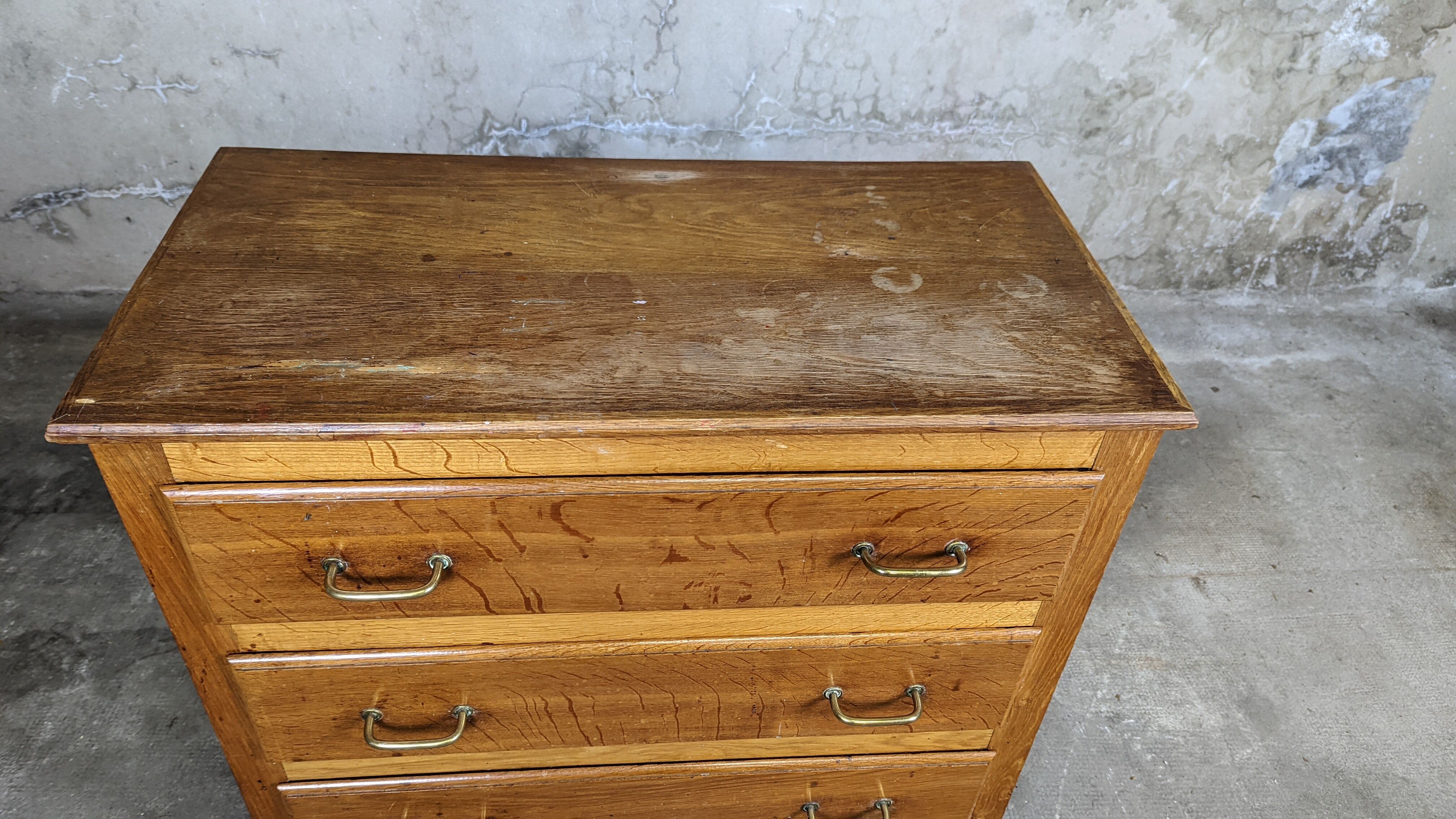 Commode pied compas scandinave