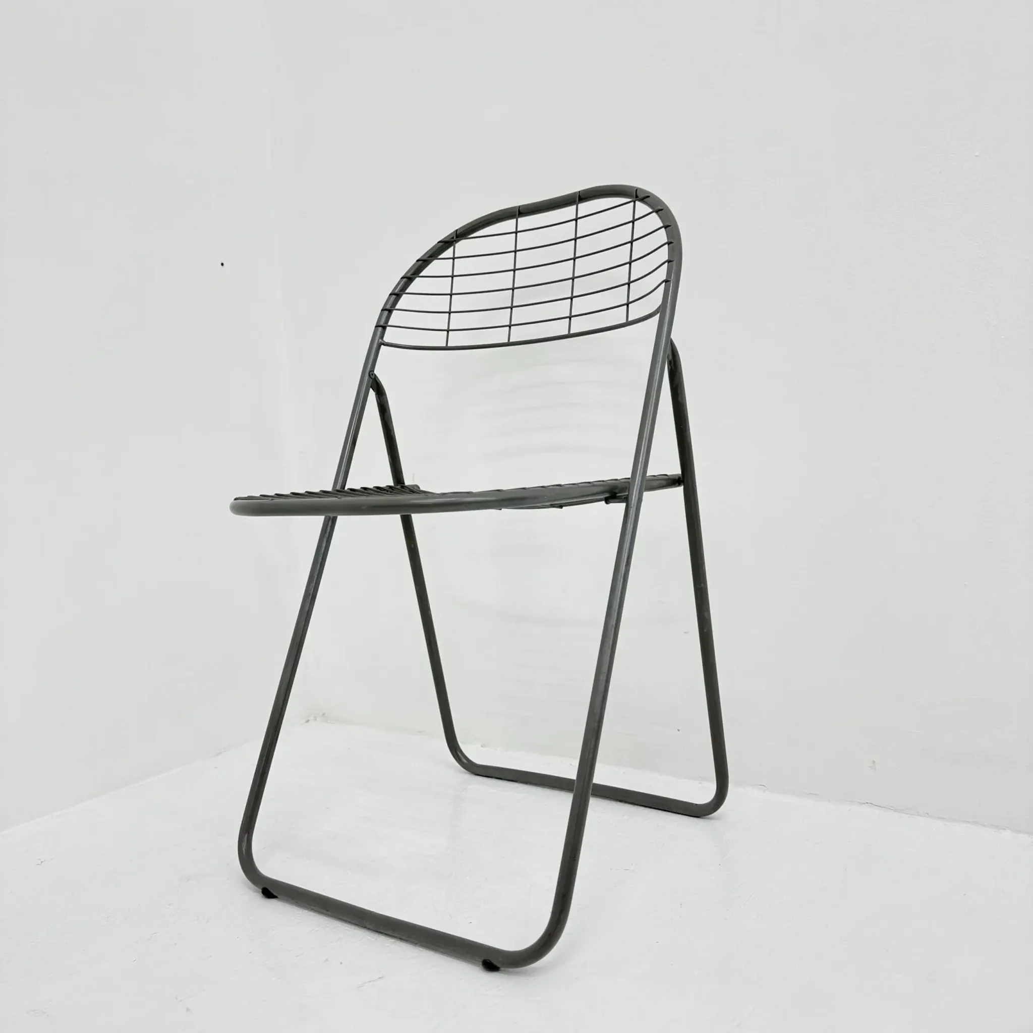 Niels Gammelgaard for Ikea grey wire metal folding chair, 1970s