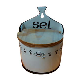 Breton salt box, vintage style