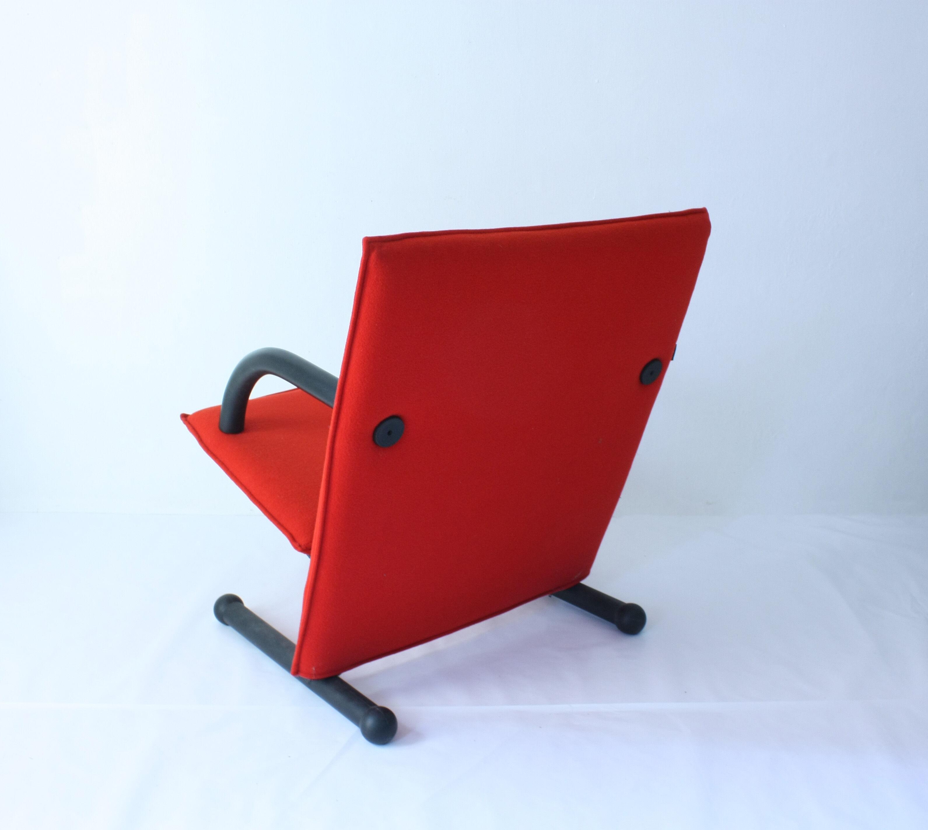 Armchair T-line of Burkhard Vogtherr for Arflex