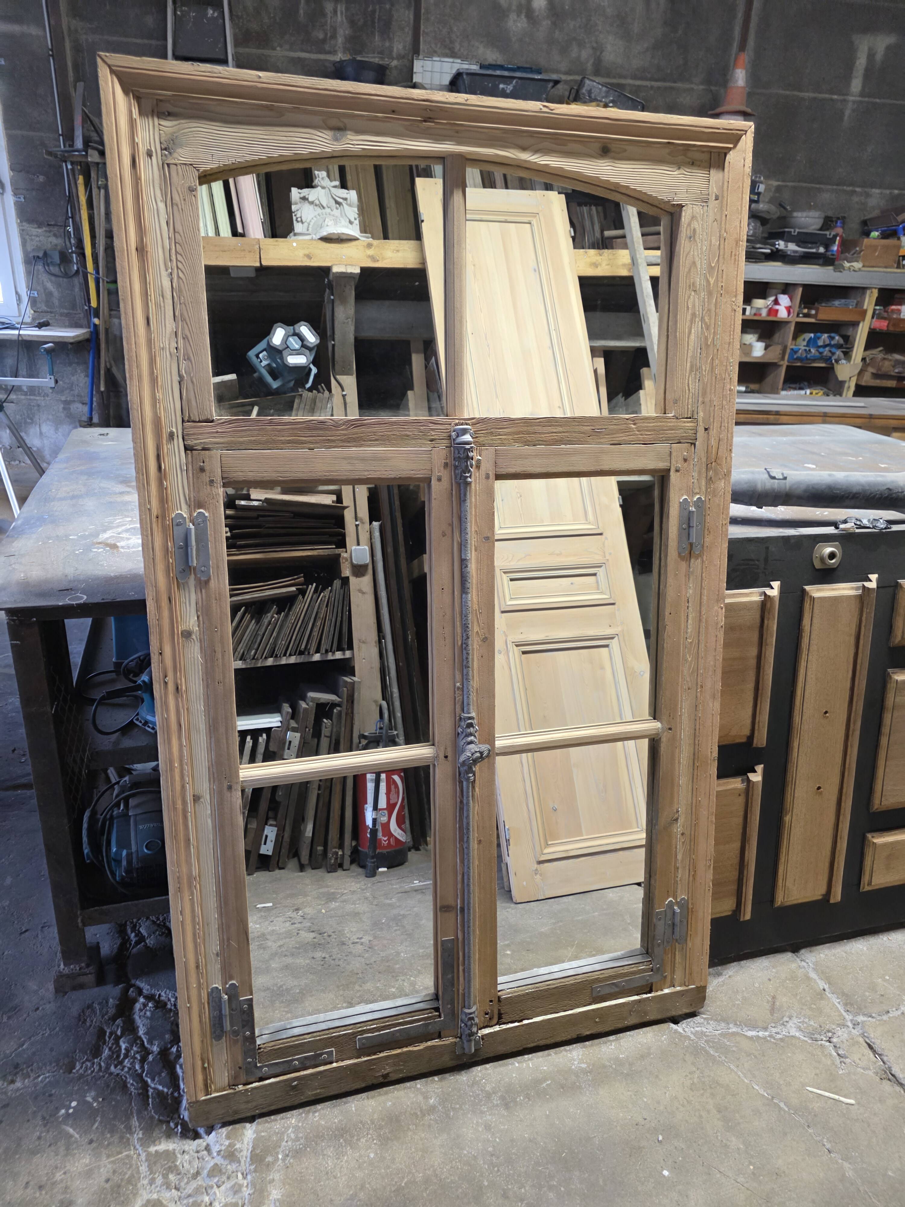 Pine window mirror from the 19th century.