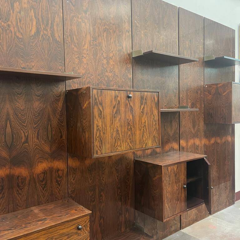 Extraordinary Rio rosewood bookcase