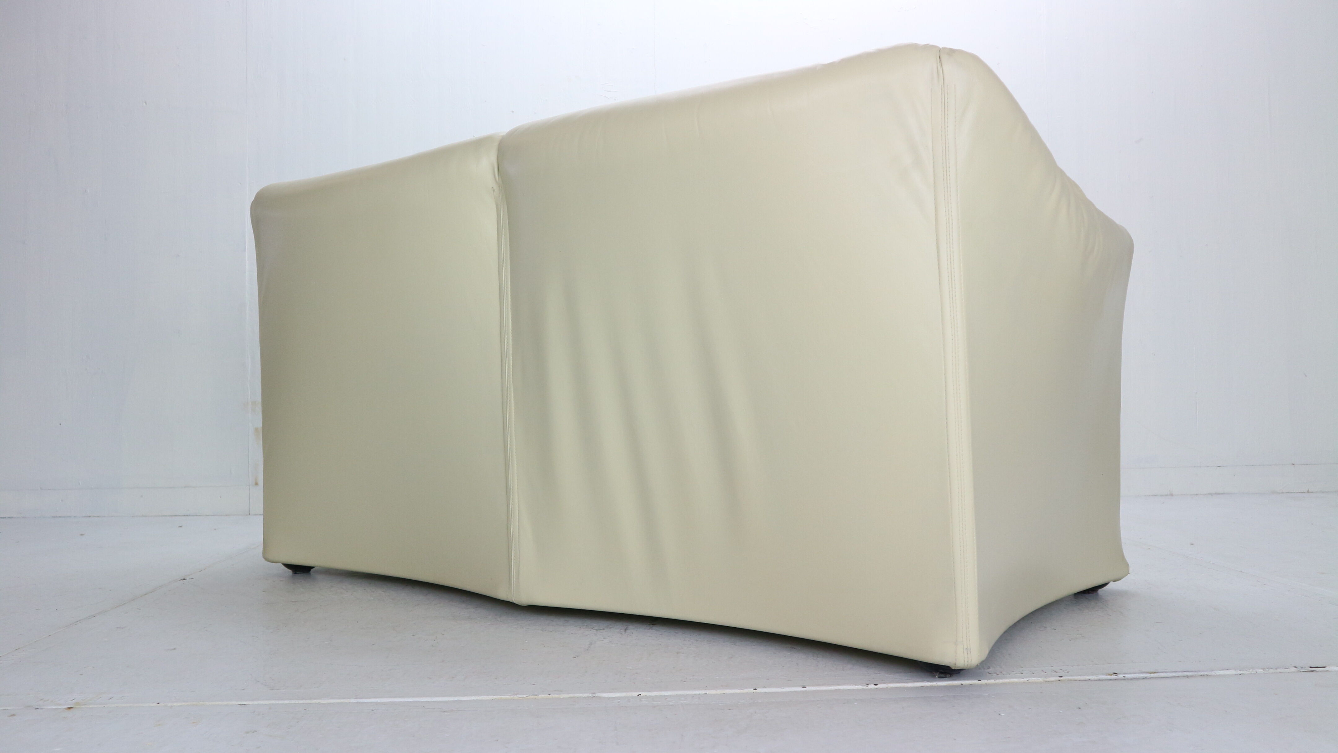 Leather sofa Mario Bellini "Tentazione" for Cassina, 1970s